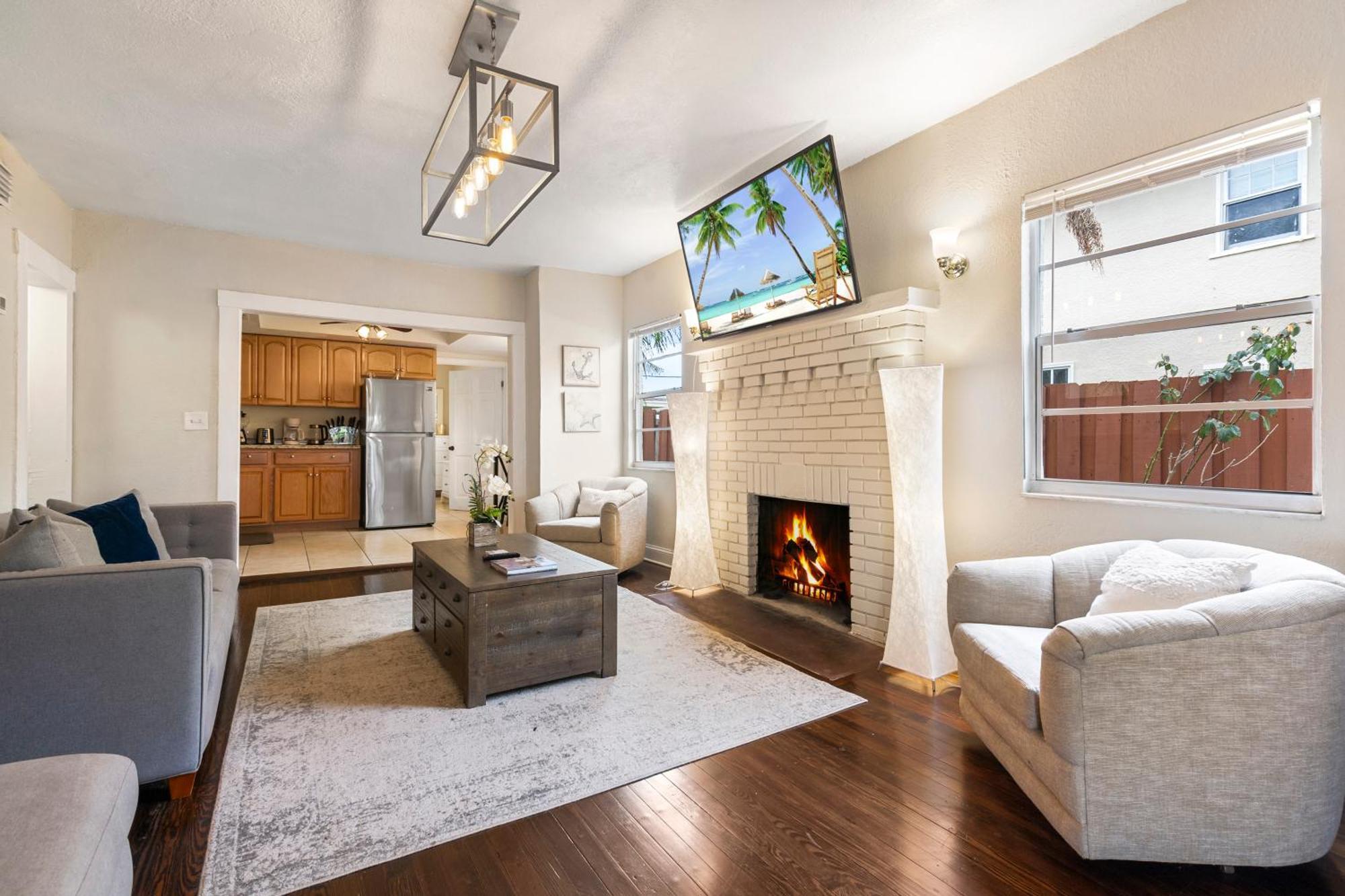Chic Downtown Vacation Home And Guest Home West Palm Beach Esterno foto