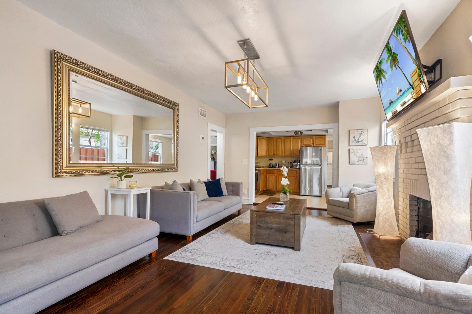 Chic Downtown Vacation Home And Guest Home West Palm Beach Esterno foto