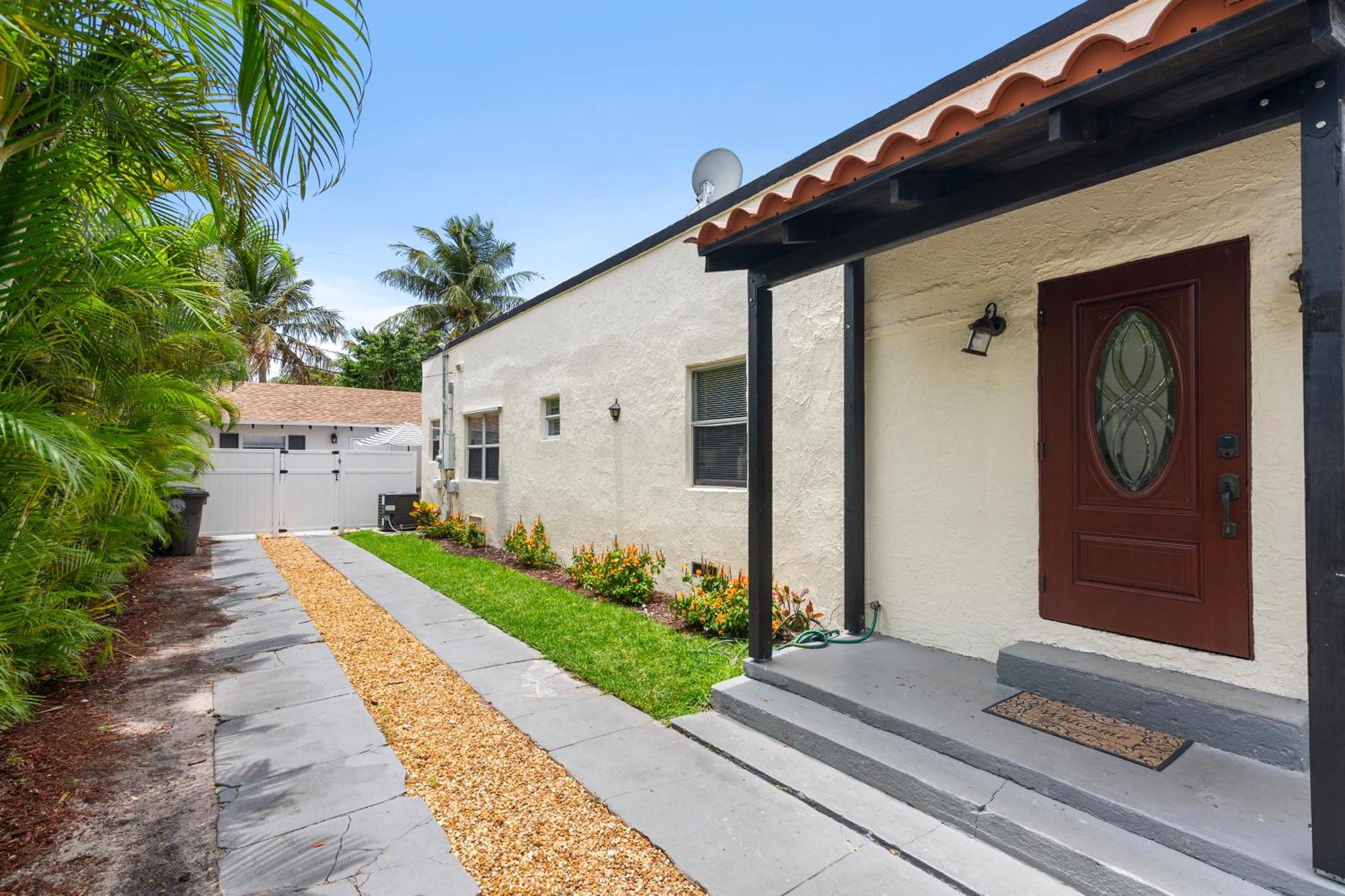 Chic Downtown Vacation Home And Guest Home West Palm Beach Esterno foto